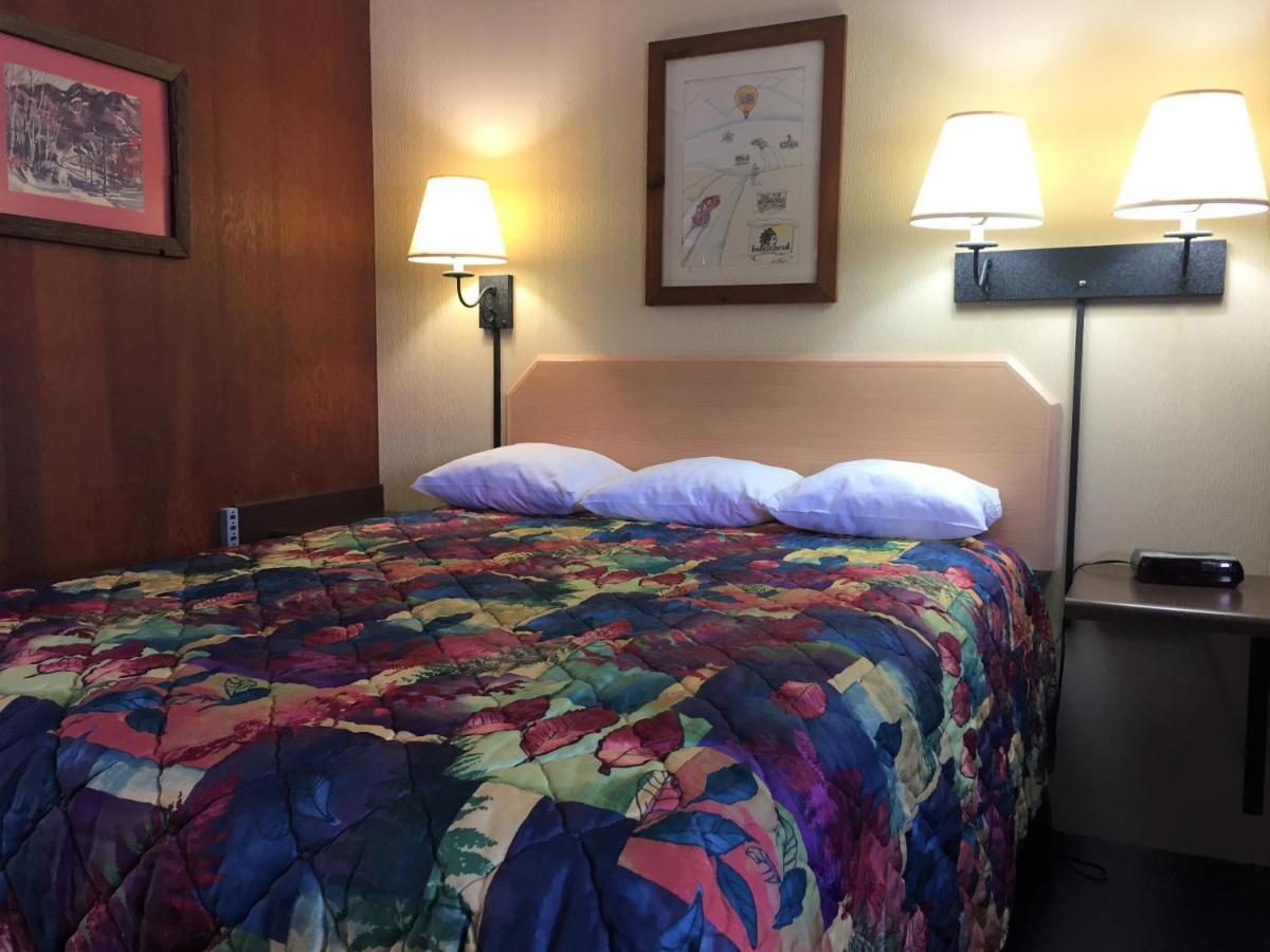 Indianhead Motel Ironwood Zewnętrze zdjęcie